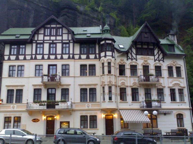 הרנסקו Hotel Labe מראה חיצוני תמונה