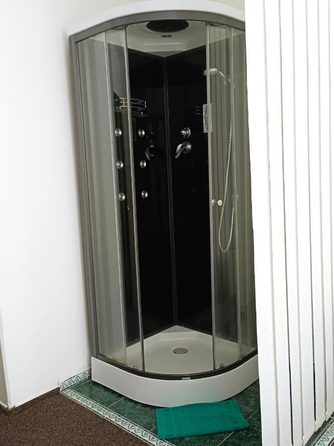 הרנסקו Hotel Labe מראה חיצוני תמונה