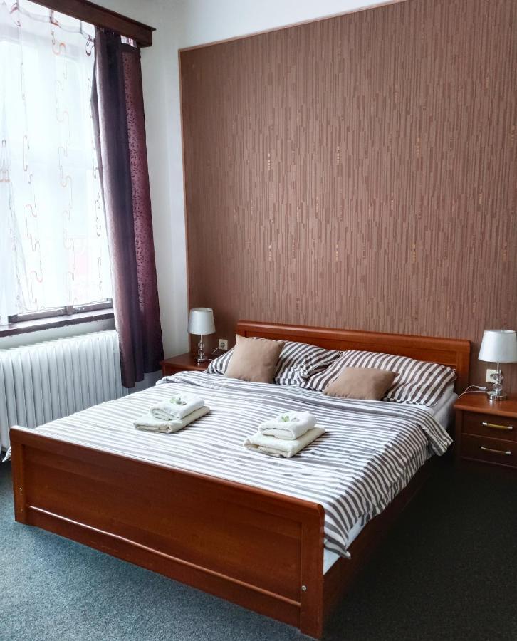 הרנסקו Hotel Labe מראה חיצוני תמונה