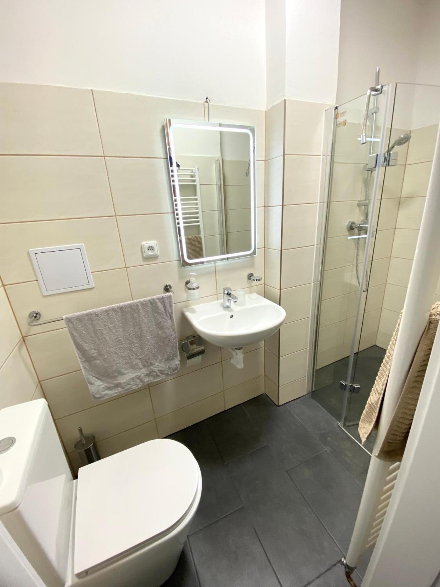 הרנסקו Hotel Labe מראה חיצוני תמונה
